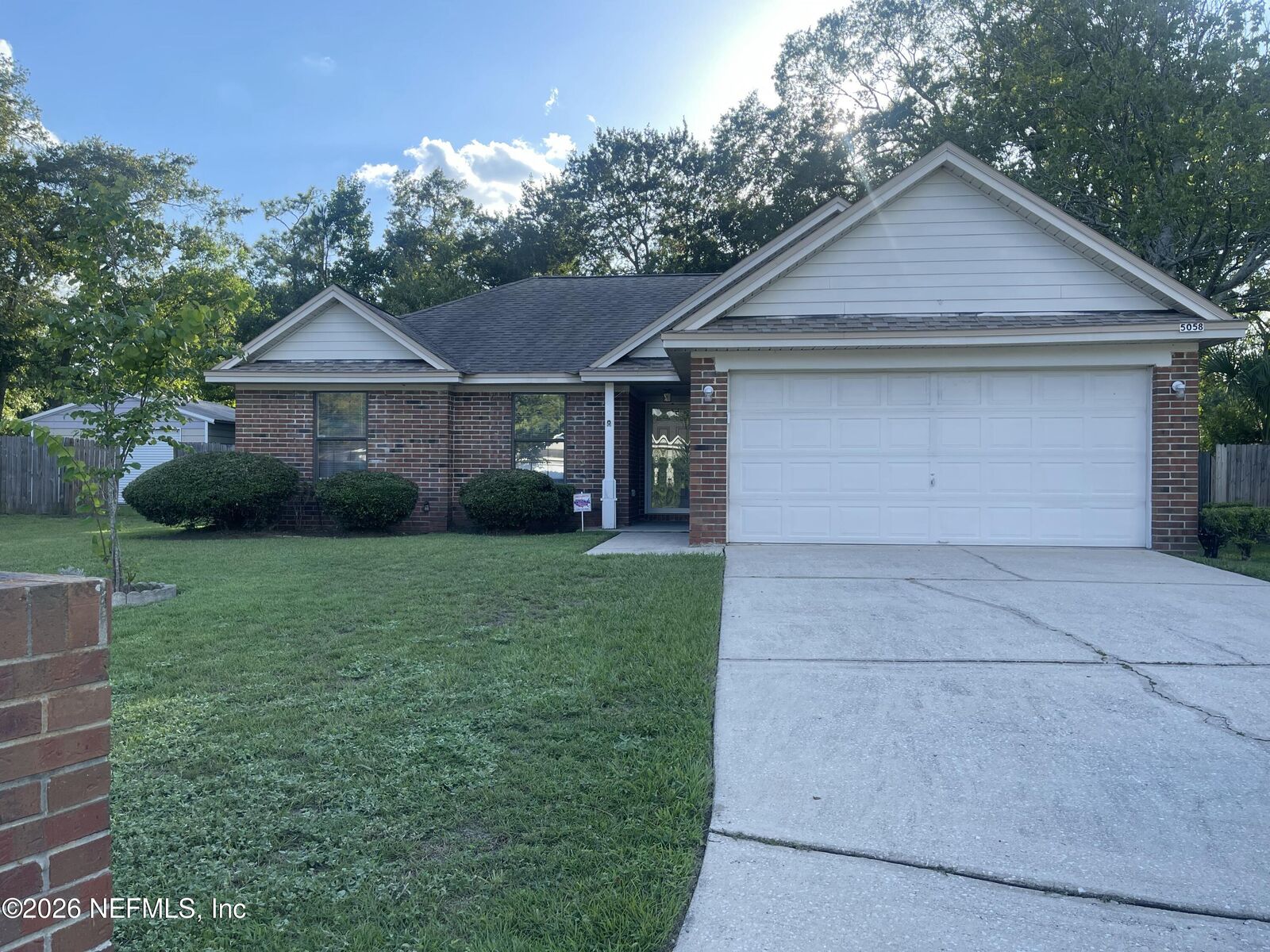Property Photo: 5058 W Acre Estates Drive FL 32210