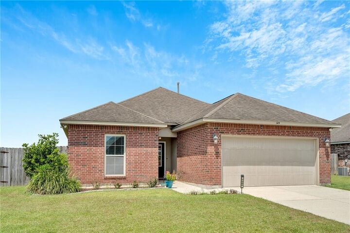 Property Photo:  145 Cottage Way  LA 70301 