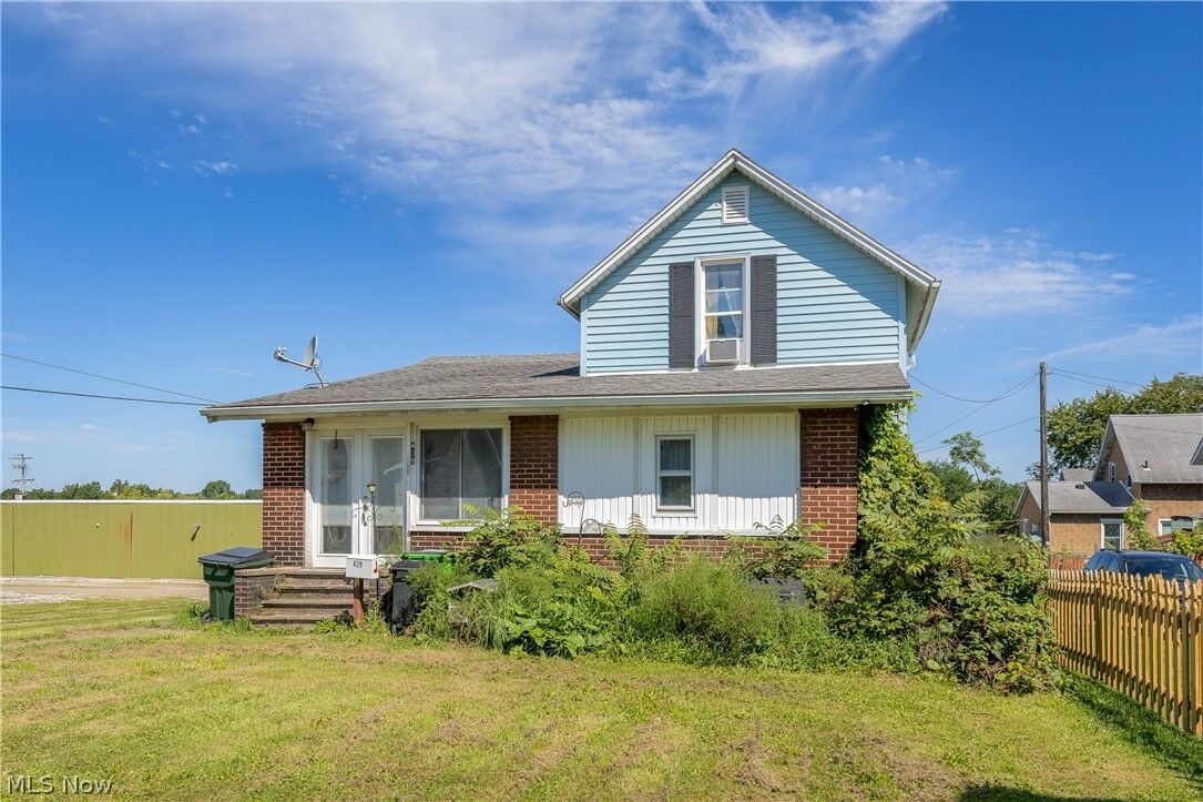 Property Photo:  439 W Main Street  OH 44601 