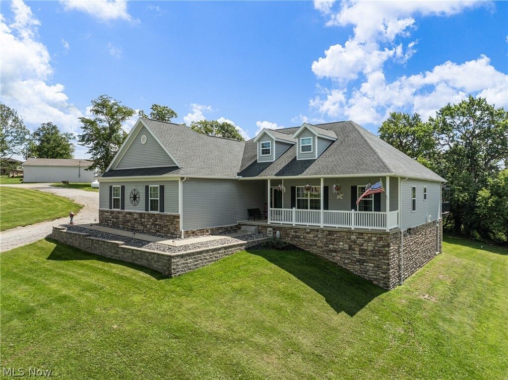 Property Photo: 1692 Township Road 102 OH 43917