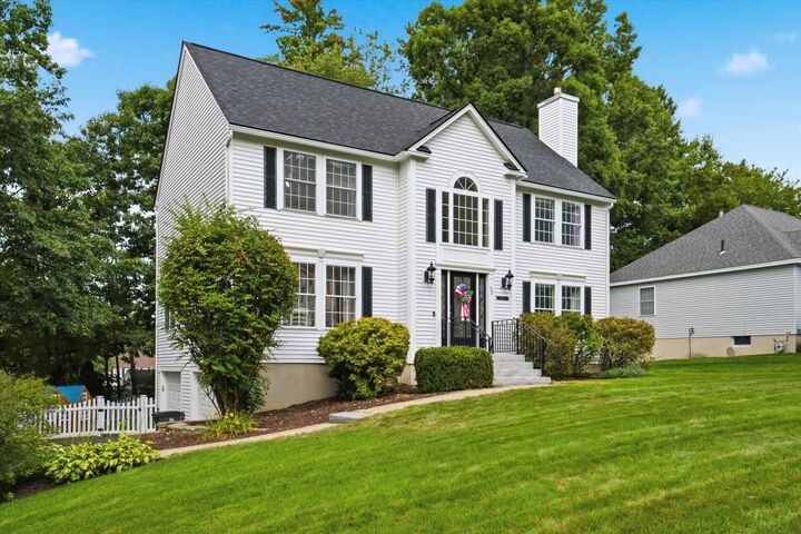 Property Photo:  22 Virginia Court  NH 03106 