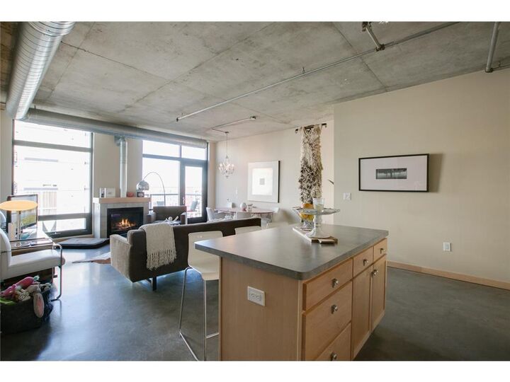 Property Photo: 720 N 4th Street 613 MN 55401