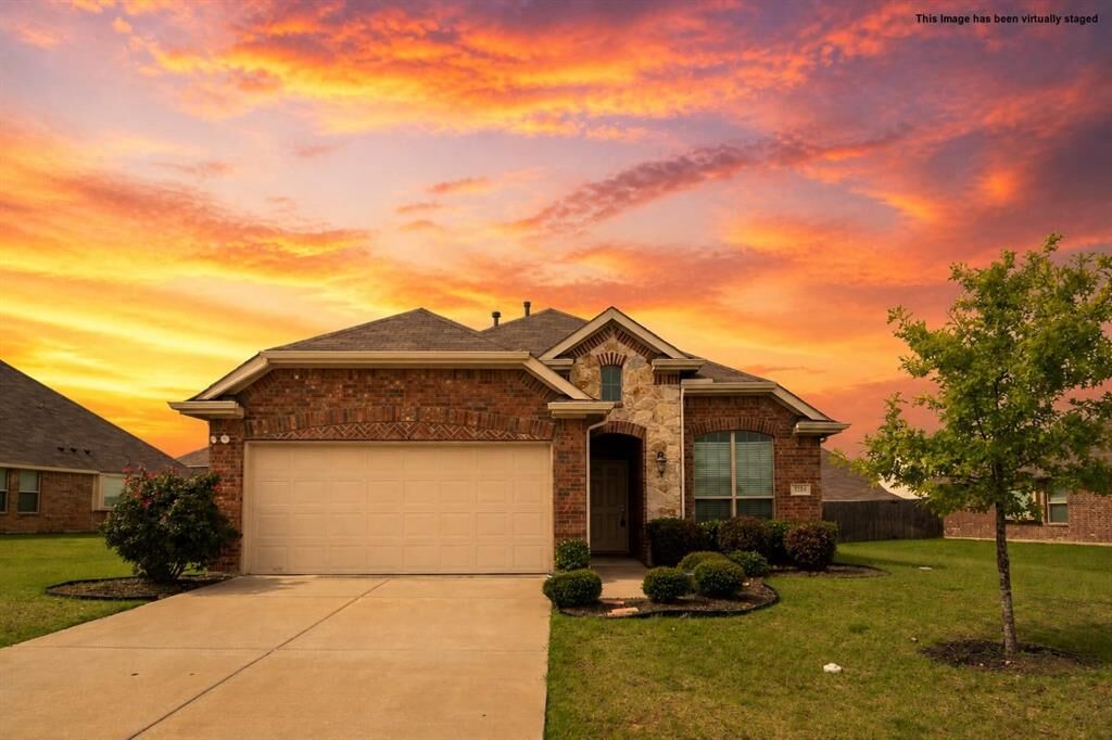 Property Photo:  3104 Flowering Springs Drive  TX 75126 