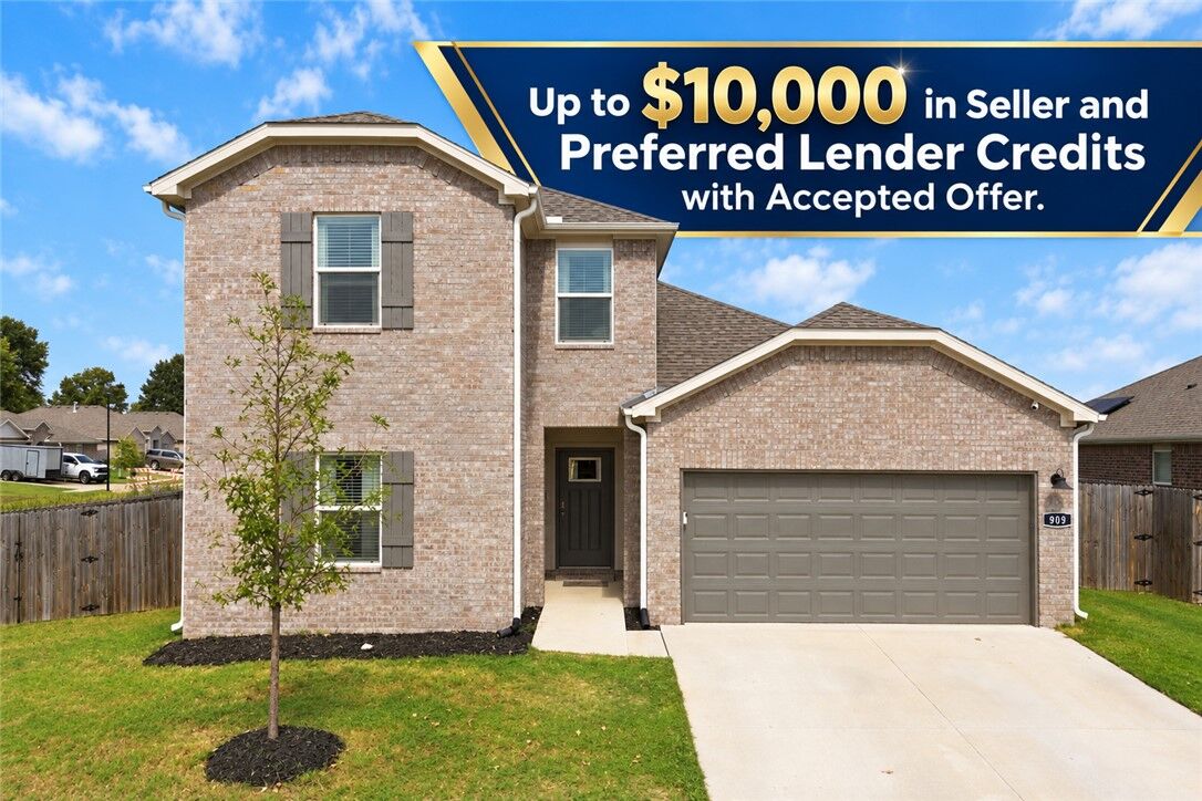 Property Photo:  909 W Cottonwood Street  AR 72758 