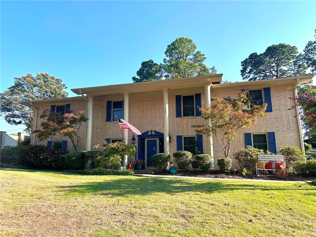 Property Photo:  1905 W 2nd Place  AR 72801 