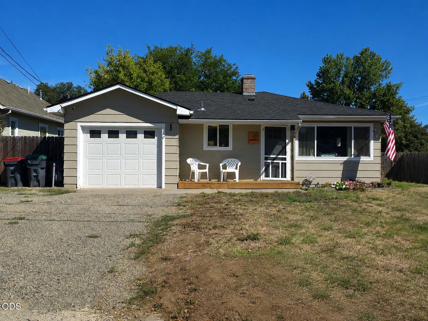 Property Photo: 575 Bush Street OR 97502