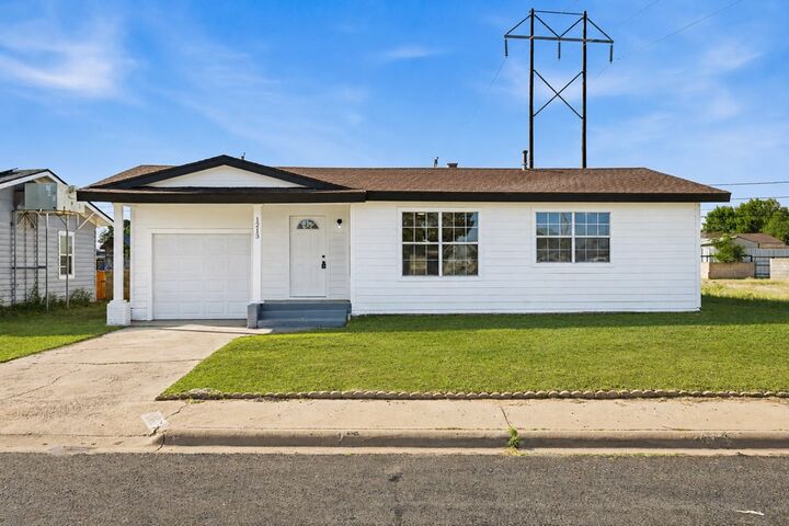 Property Photo:  1213 Patton Dr  TX 79761 
