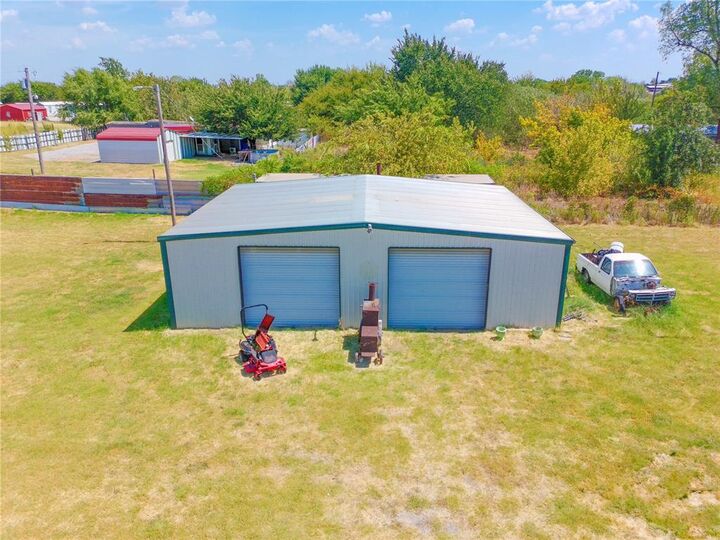 Property Photo:  467 County Road 1398  OK 73018 