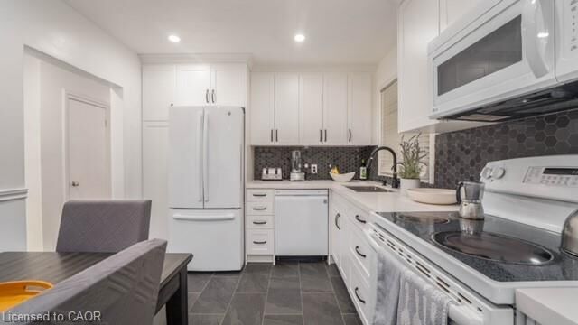 Property Photo:  48 McDonald Avenue Upper  ON N1R 4J2 