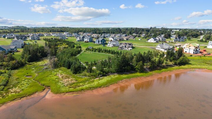 Property Photo: 31 Lantern Crescent PE C0A 1H8