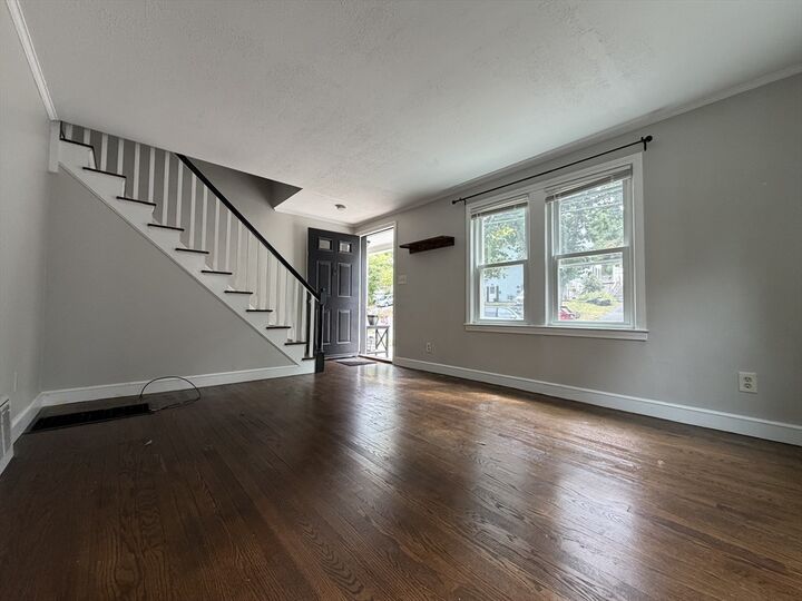 Property Photo:  113 Brooks Street 113  MA 01606 