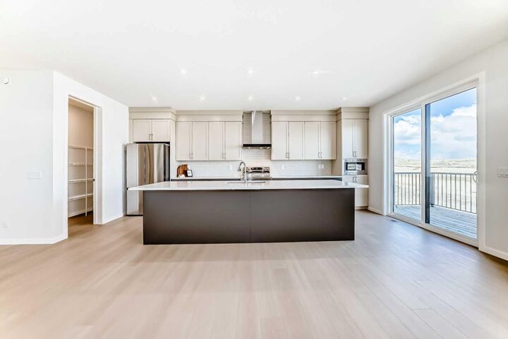 Property Photo:  396 Herron Landing NE  AB T3P 2R5 