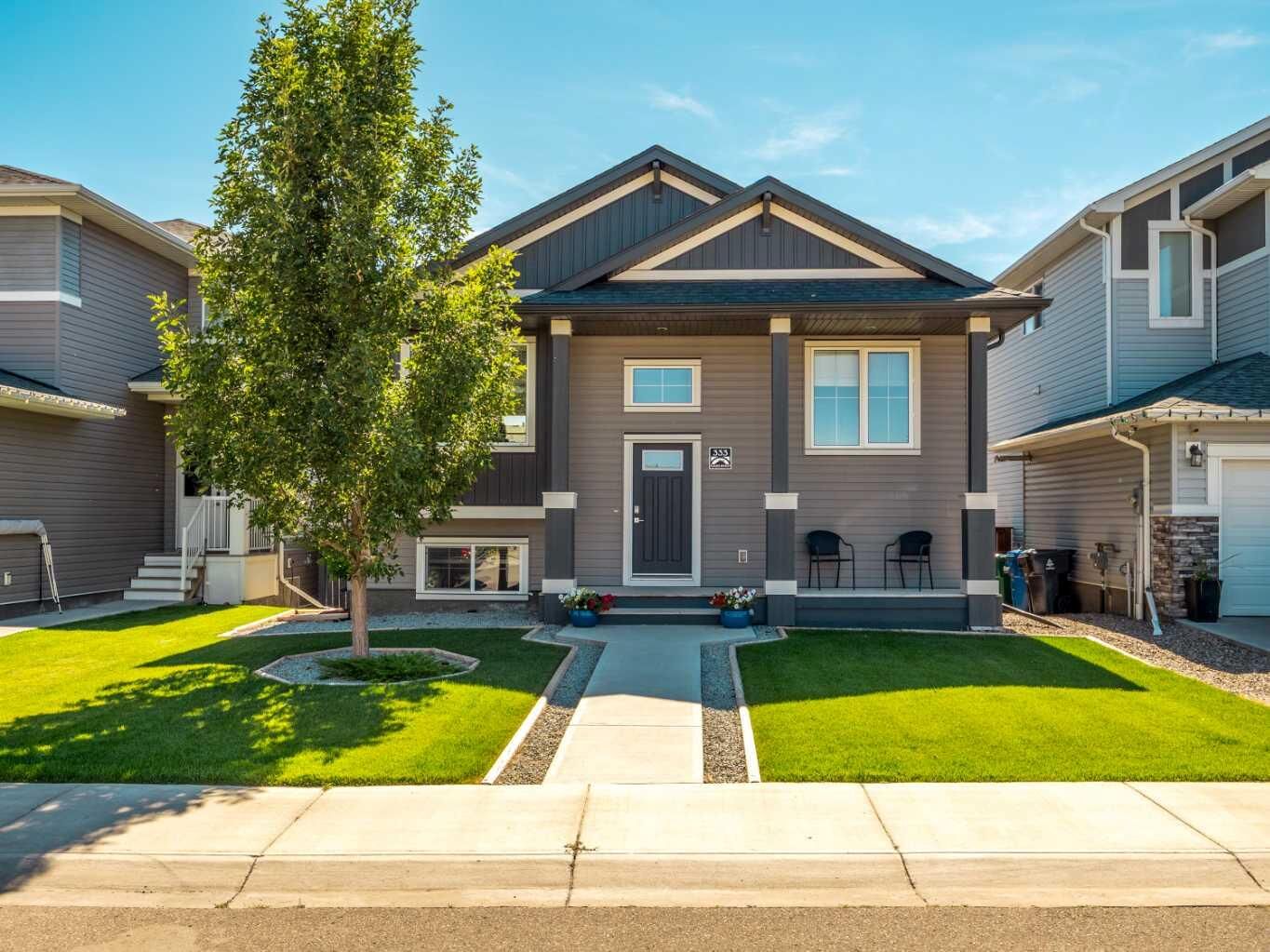 Property Photo:  333 Crocus Terrace W  AB T1J 5L8 