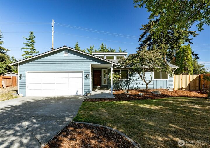 Property Photo: 1501 SW Periwinkle Lane WA 98277