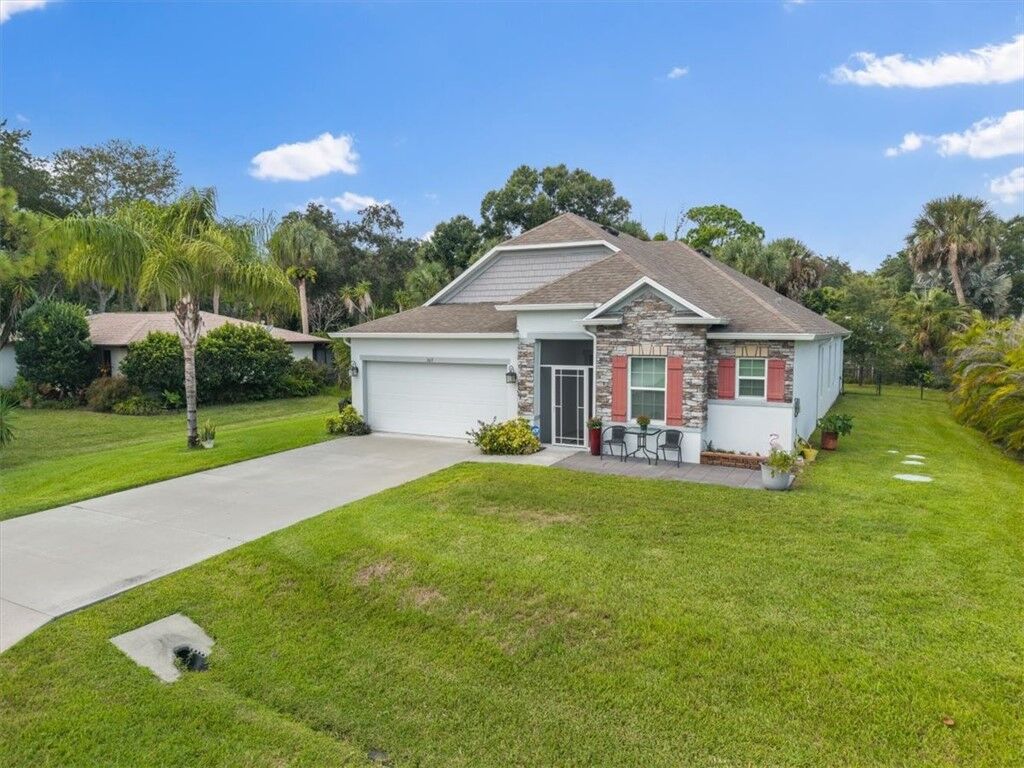 Property Photo:  365 Breakwater Terrace  FL 32958 