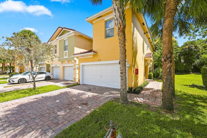 Property Photo: 813 Pipers Cay Drive FL 33415