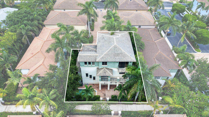 Property Photo: 125 NW Gardener Street FL 33432
