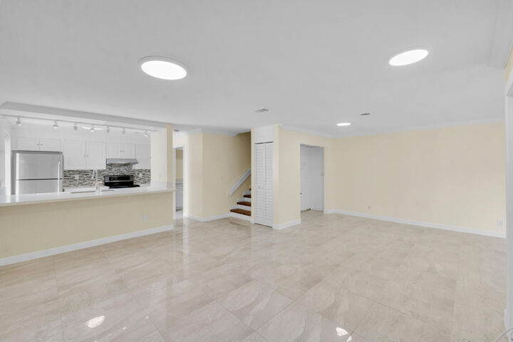 Property Photo:  4206 NW 114th Terrace 06  FL 33065 