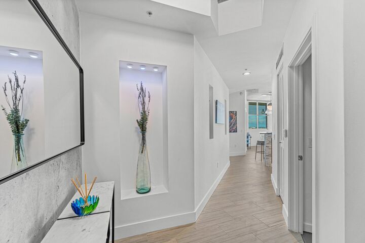 Property Photo: 300 S Australian Avenue 1520 FL 33401