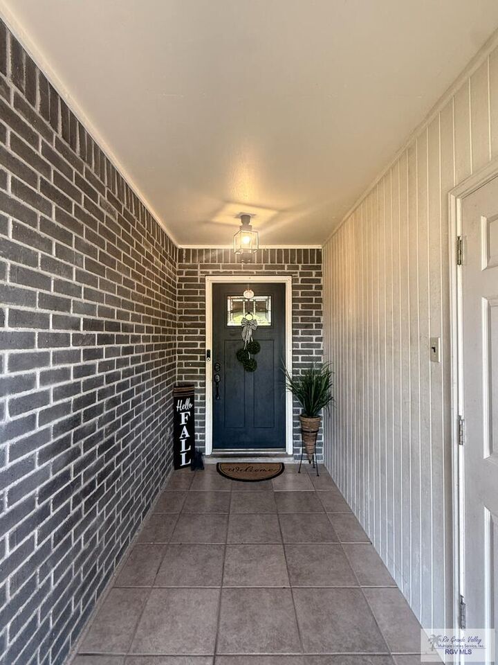 Property Photo:  309 E 10th St.  TX 78566 