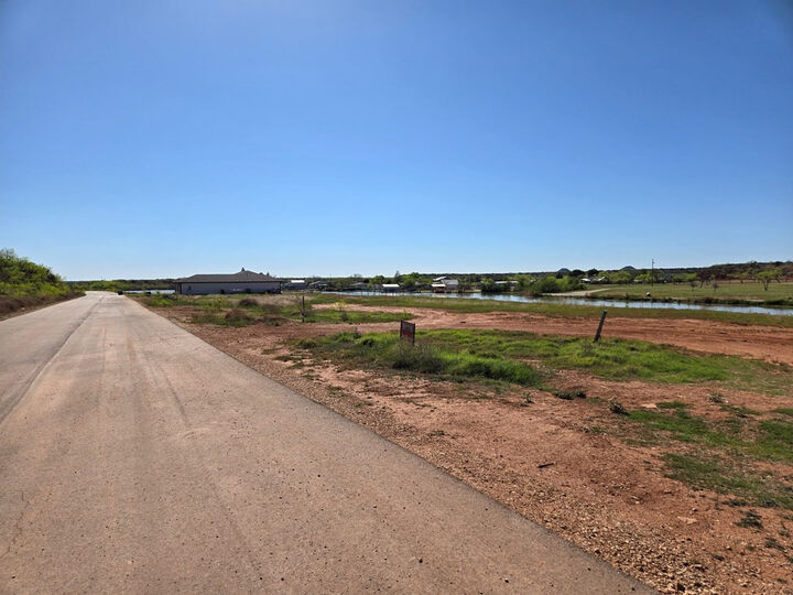 Property Photo:  2289 Hillside Drive  TX 76904 