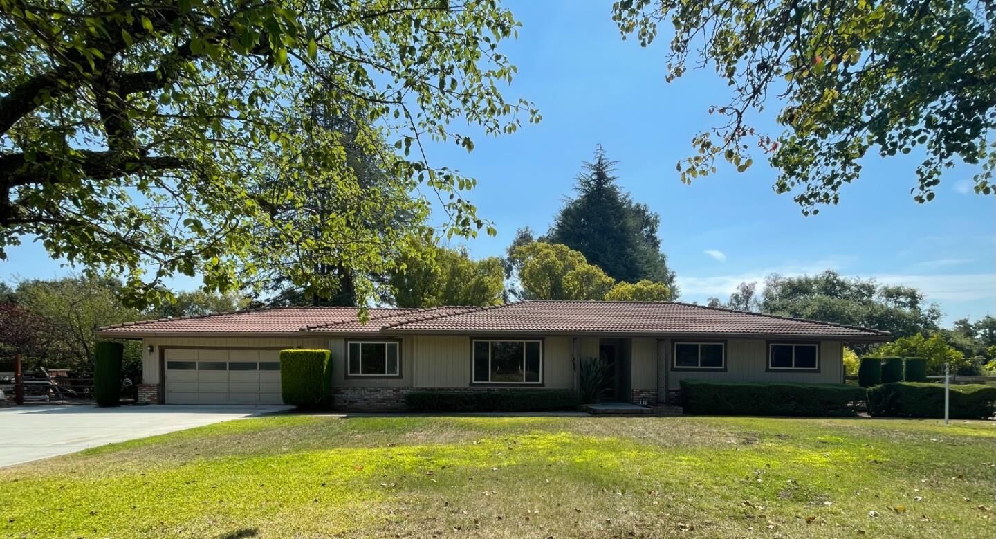 Property Photo:  9175 Vista Del Monte Court  CA 95020 