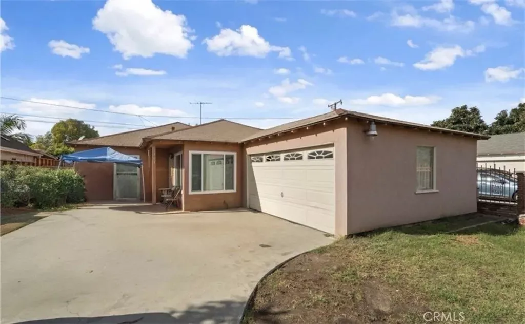 Property Photo:  1701 N Paulsen  CA 90222 
