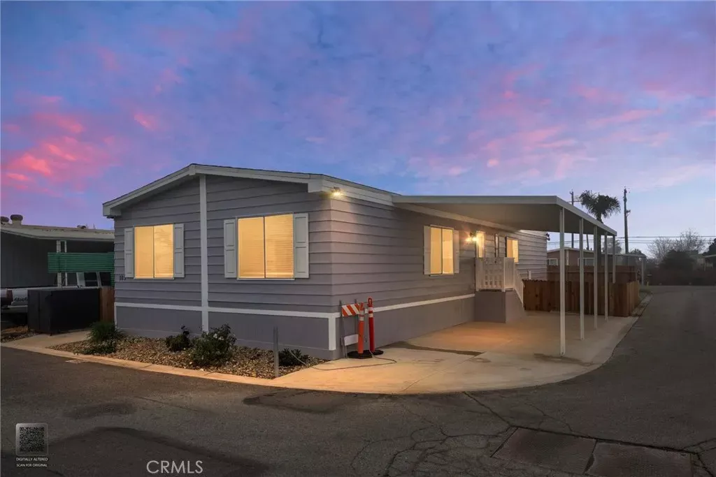 Property Photo:  103 Cedarwood  CA 93308 