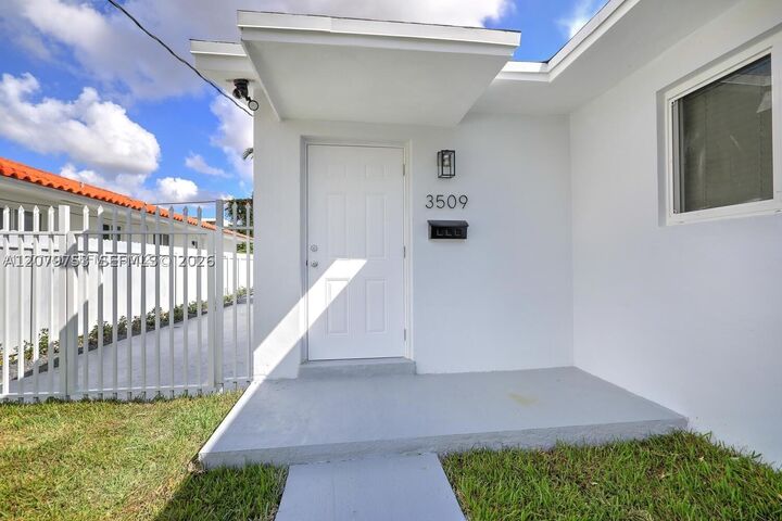 Property Photo: 3509 SW 23rd Ter 3509 FL 33145