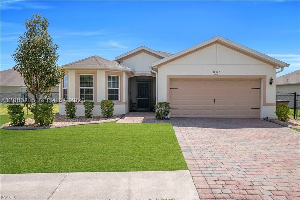 Property Photo: 10549 Canal Brook Ln FL 33936