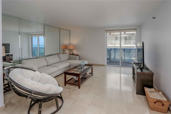 Property Photo: 2401 Collins Ave 712 FL 33140