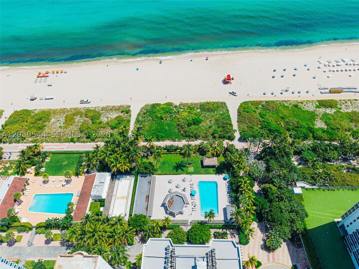 Property Photo:  2401 Collins Ave 712  FL 33140 