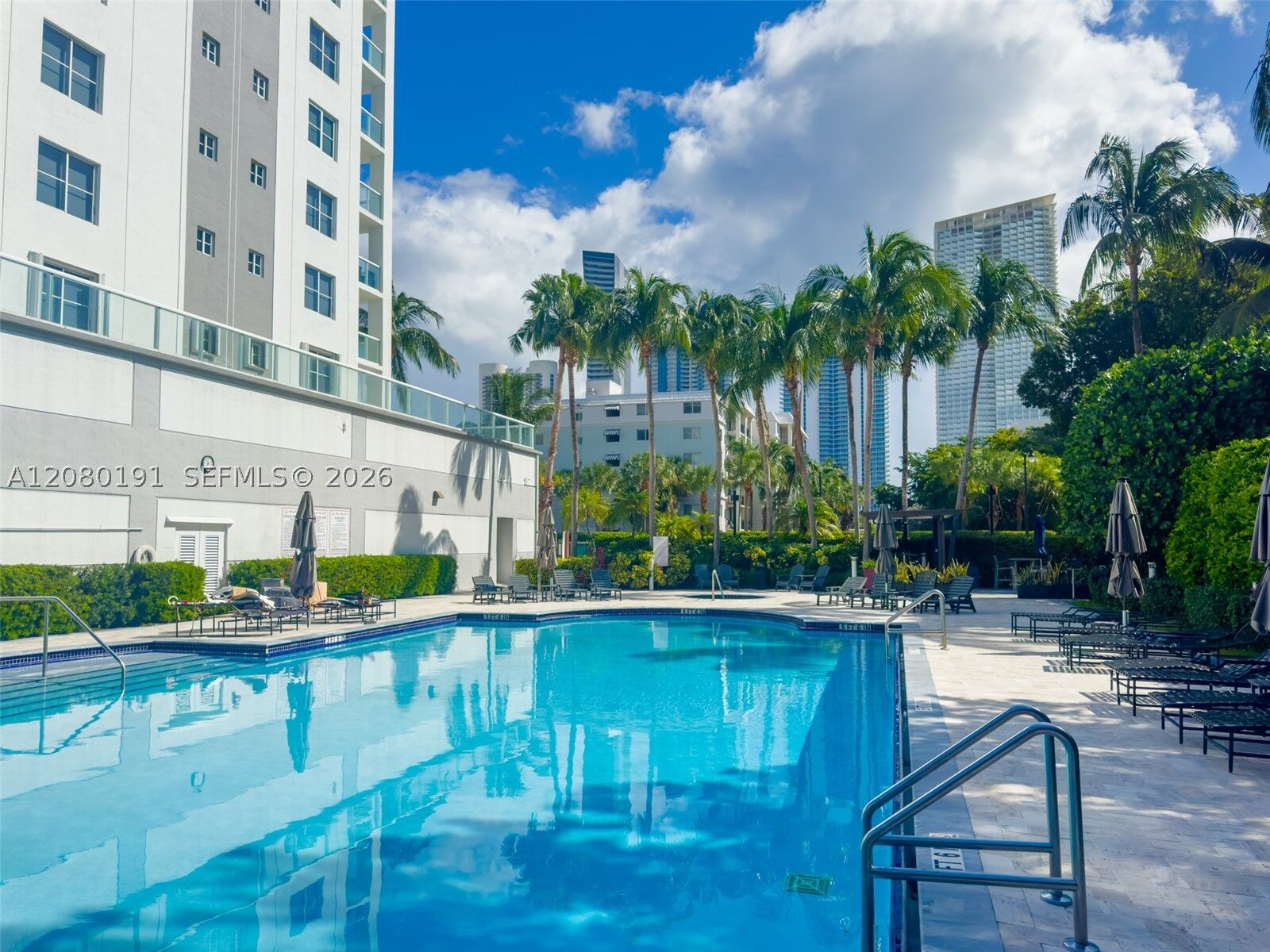 Property Photo: 17050 W Bay Rd 405 FL 33160