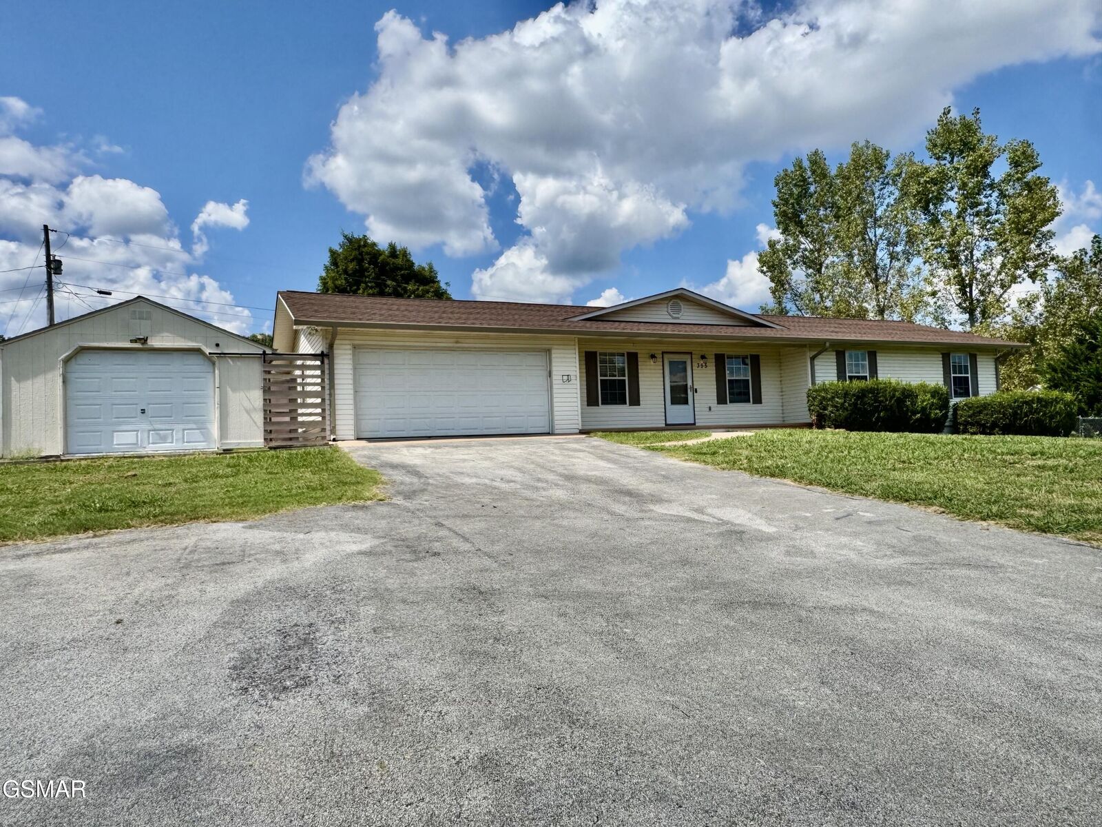 Property Photo:  355 Cate Byrd Road  TN 37764 