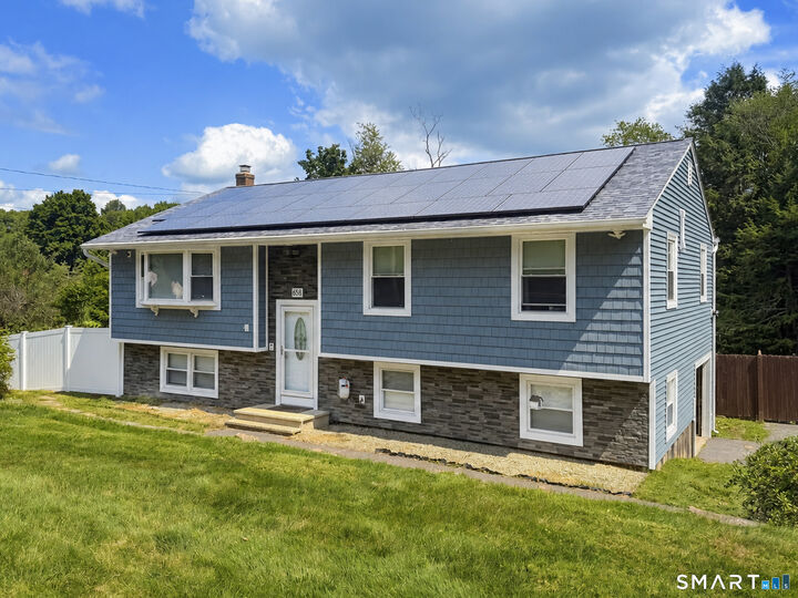 Property Photo: 658 Foster Street CT 06074
