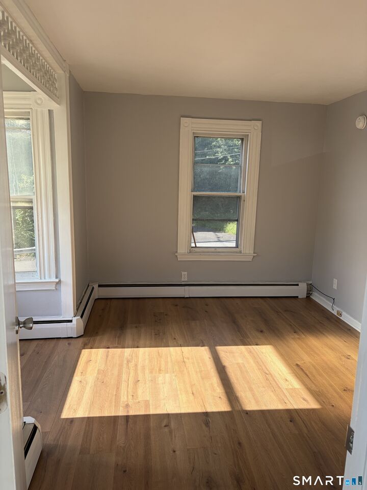 Property Photo:  323 Saybrook Road  CT 06441 