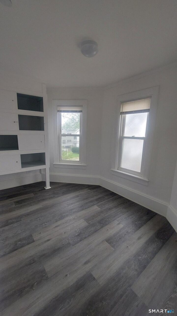 Property Photo:  4 Harmony Street  CT 06810 