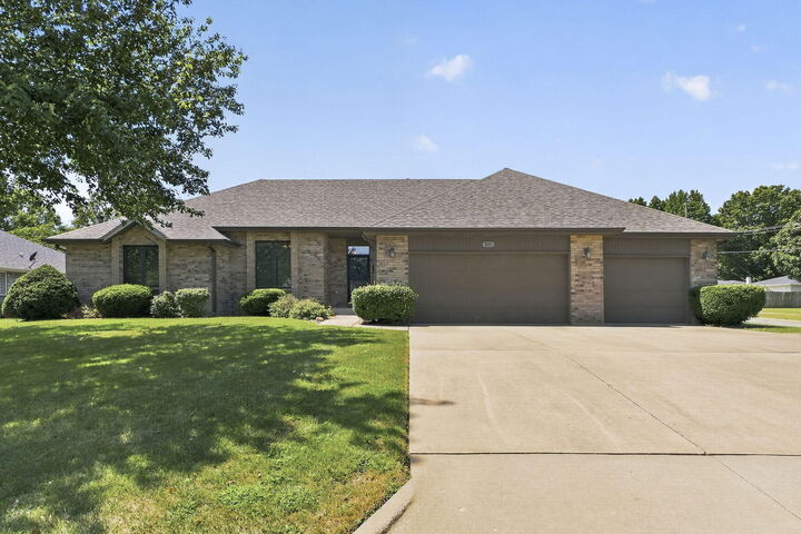 Property Photo: 509 N Niangua Drive MO 65714