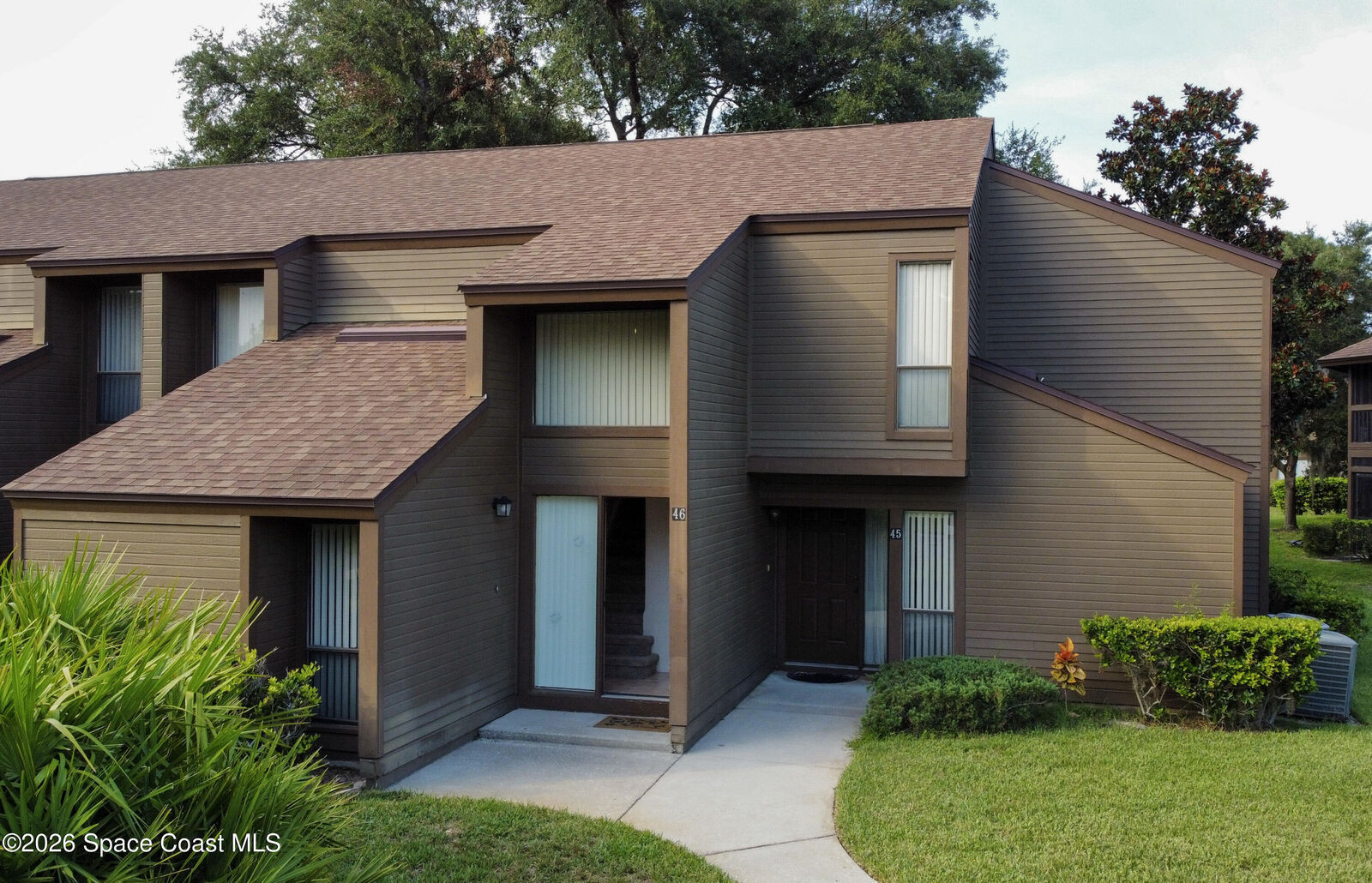 Property Photo: 46 Hembury Lane FL 32137