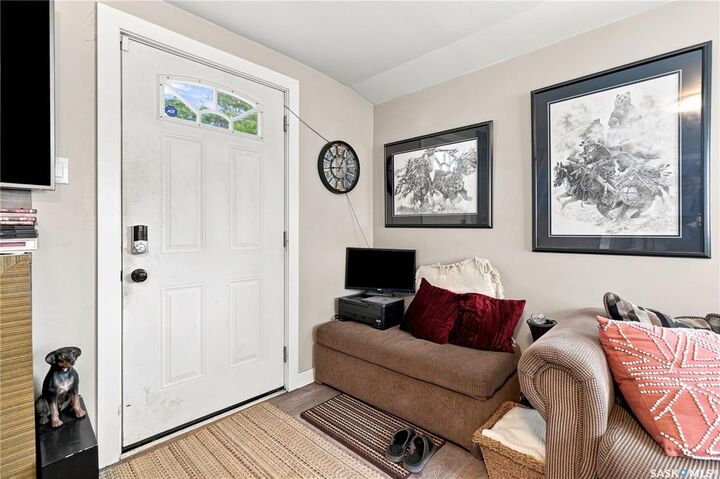 Property Photo: 270 Duffield Street W SK S6H 5H4