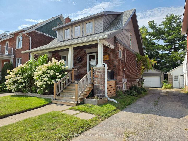 Photo de la propriété: 153 First Avenue W ON P1B 3B8