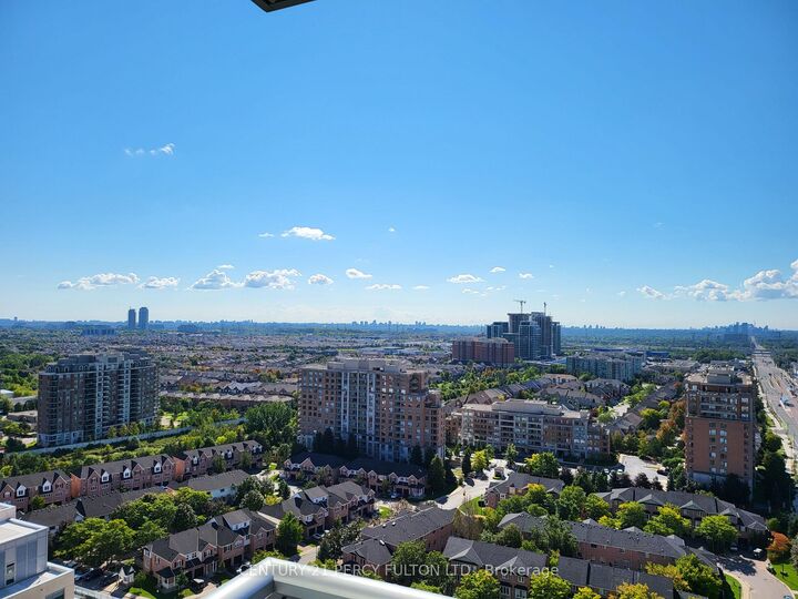 Property Photo:  9201 Yonge Street NW 2008  ON L4C 1H9 