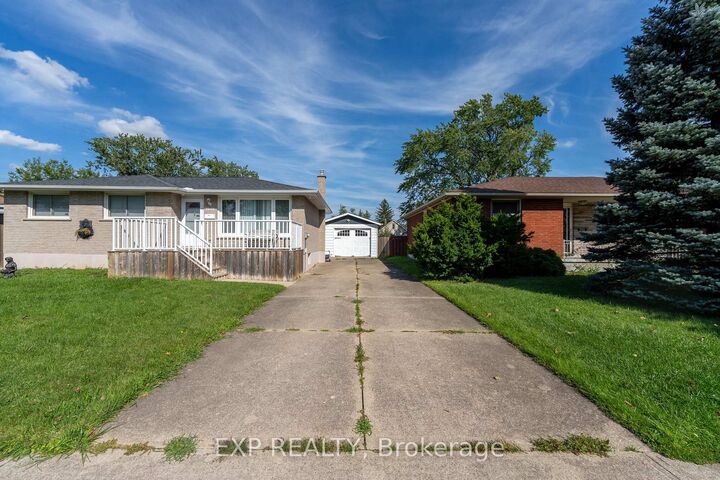 Property Photo:  7040 Warden Avenue  ON L2G 5P5 