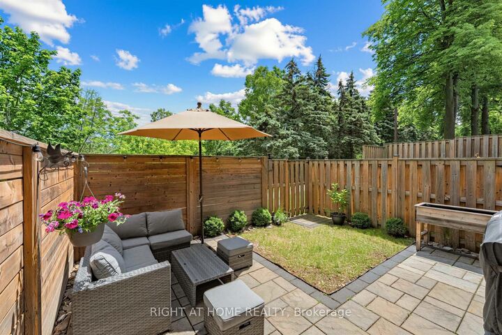 Property Photo:  2065 Amherst Heights Court 21  ON L7P 4R8 