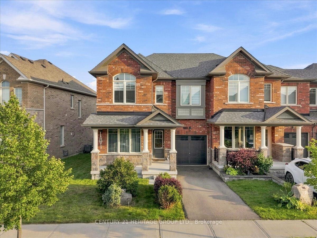 Property Photo: 100 Mondial Crescent E ON L9N 0S2