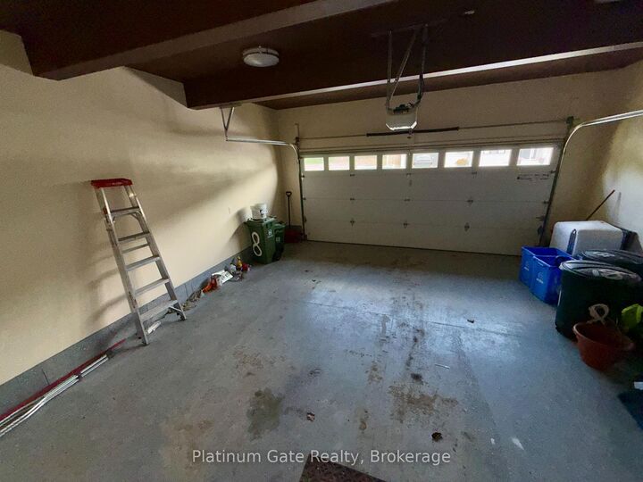 Property Photo:  1851 Frederick Crescent Upper  ON N5W 0A5 