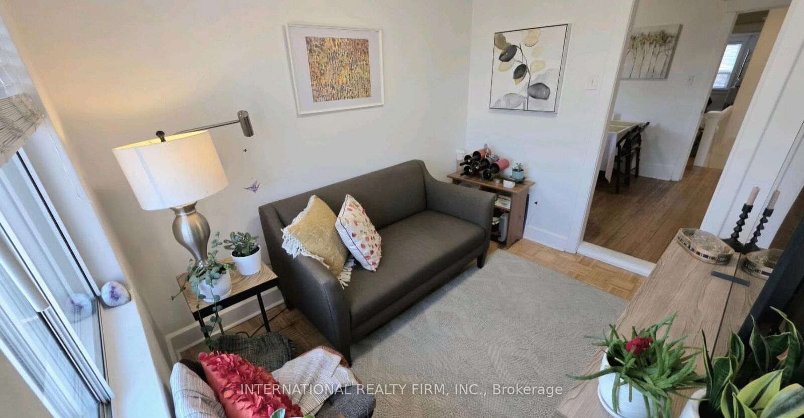 Property Photo:  75 Auburn Avenue 2  ON M6H 2L8 