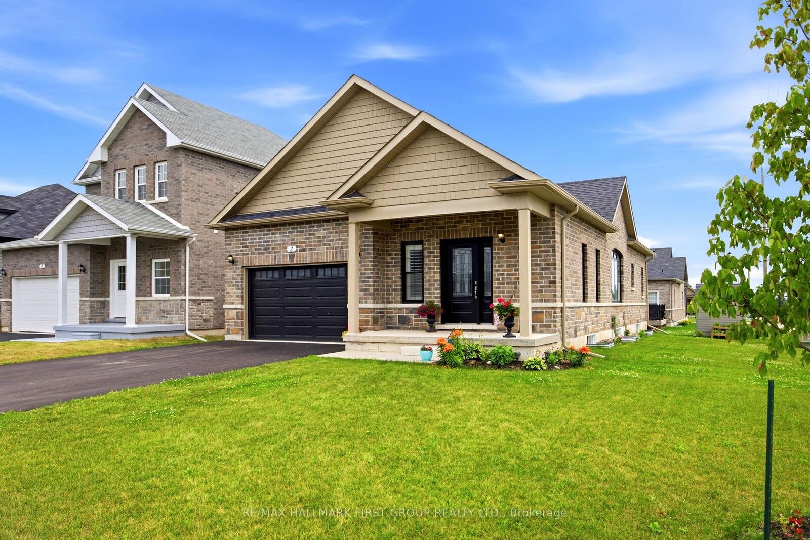 Property Photo:  2 Braeburn Street  ON K0K 1H0 