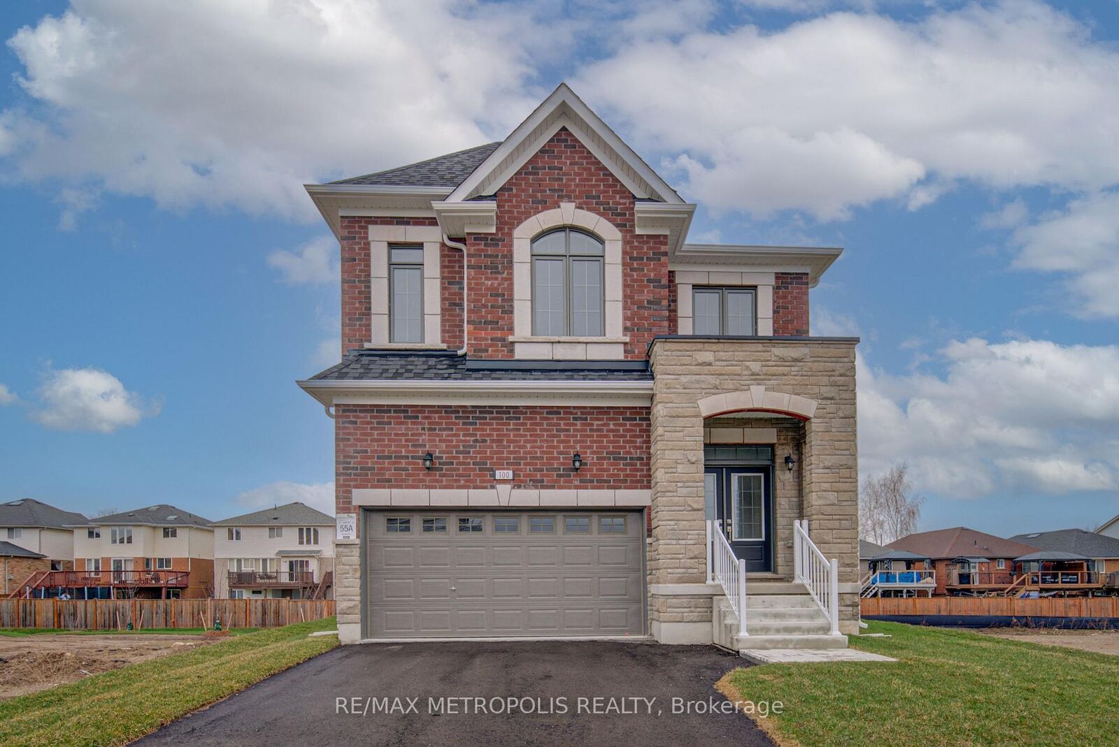 Property Photo: 100 Moss Drive ON N1T 0H1