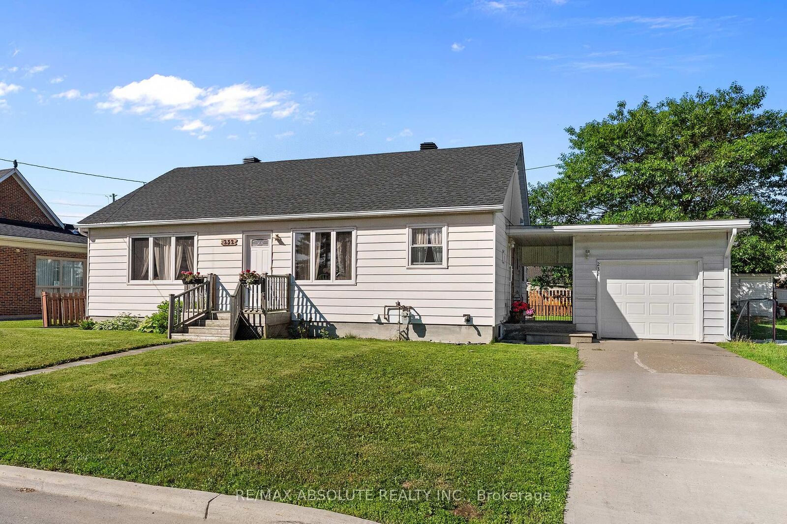 Property Photo:  232 Alicia Street  ON K7S 1H2 